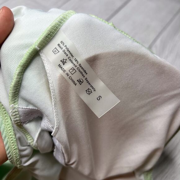 Zaful Sage Green Crinkle Ribbed One Piece Deep Scoop Neck One Piece Swimsuit S - Picture 6 of 8